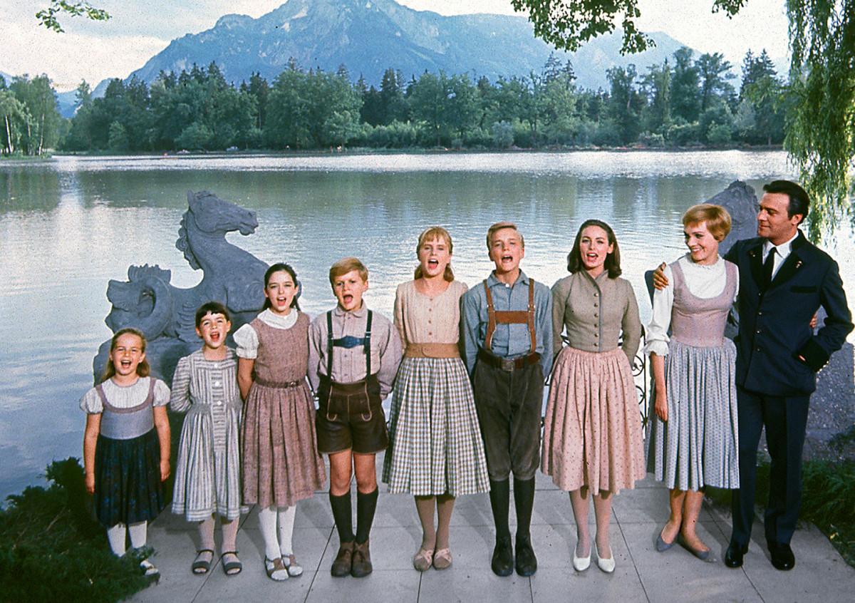 The film is loosely based on the true story of the von Trapp family singers, a family that escaped Nazi Germany's annexation of Austria in 1938.