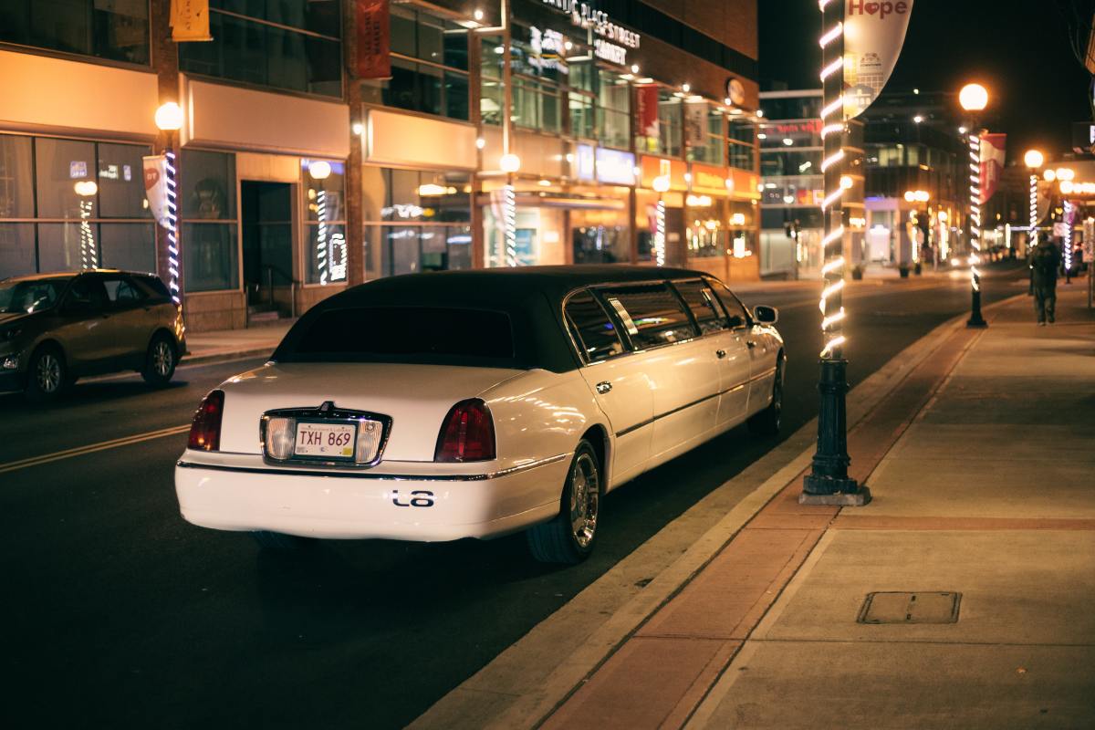 How Much Should You Tip a Limousine Driver?