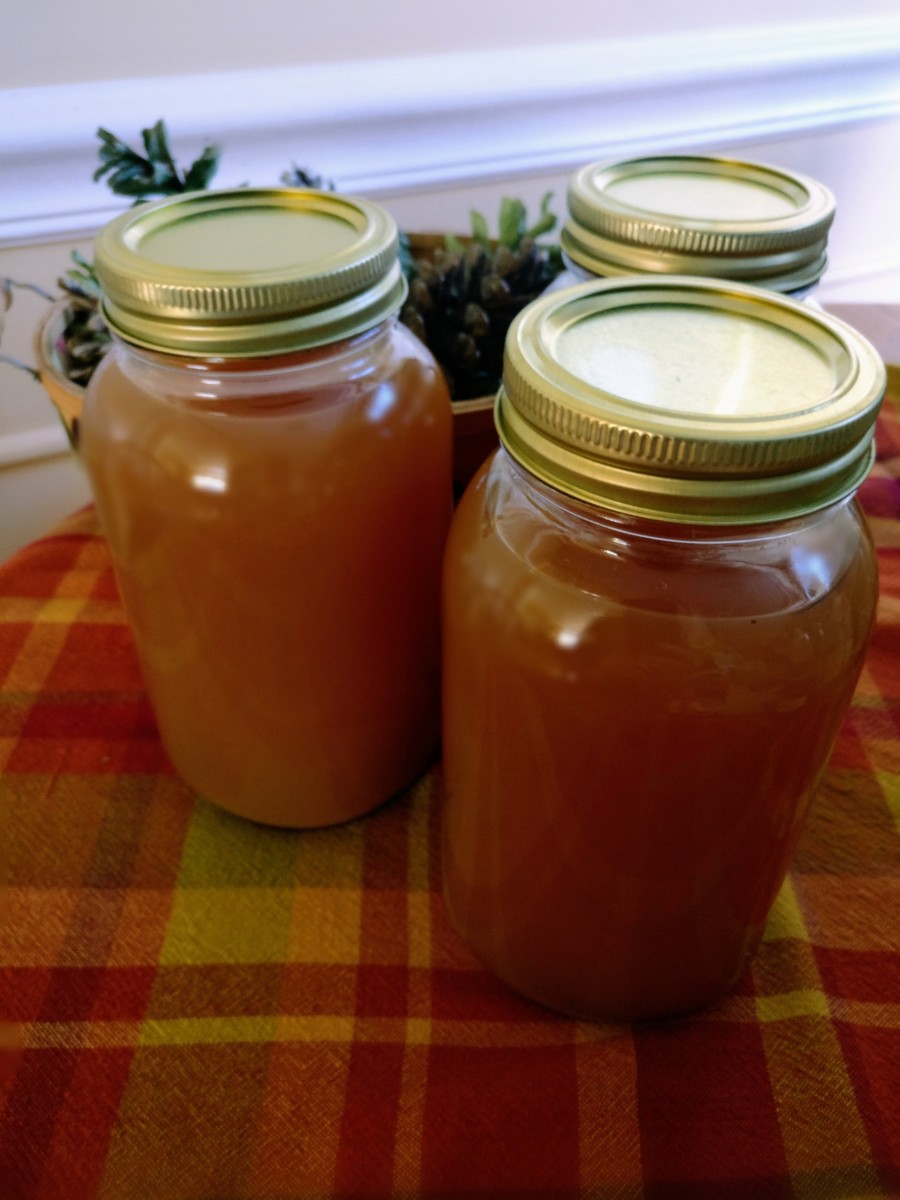 Spiced cider also makes great fall or holiday gifts! I made 12 jars as Christmas gifts this year. I poured super hot cider into sterilized jars, popped the seals on, screwed on the bands, and sealed up the jars.