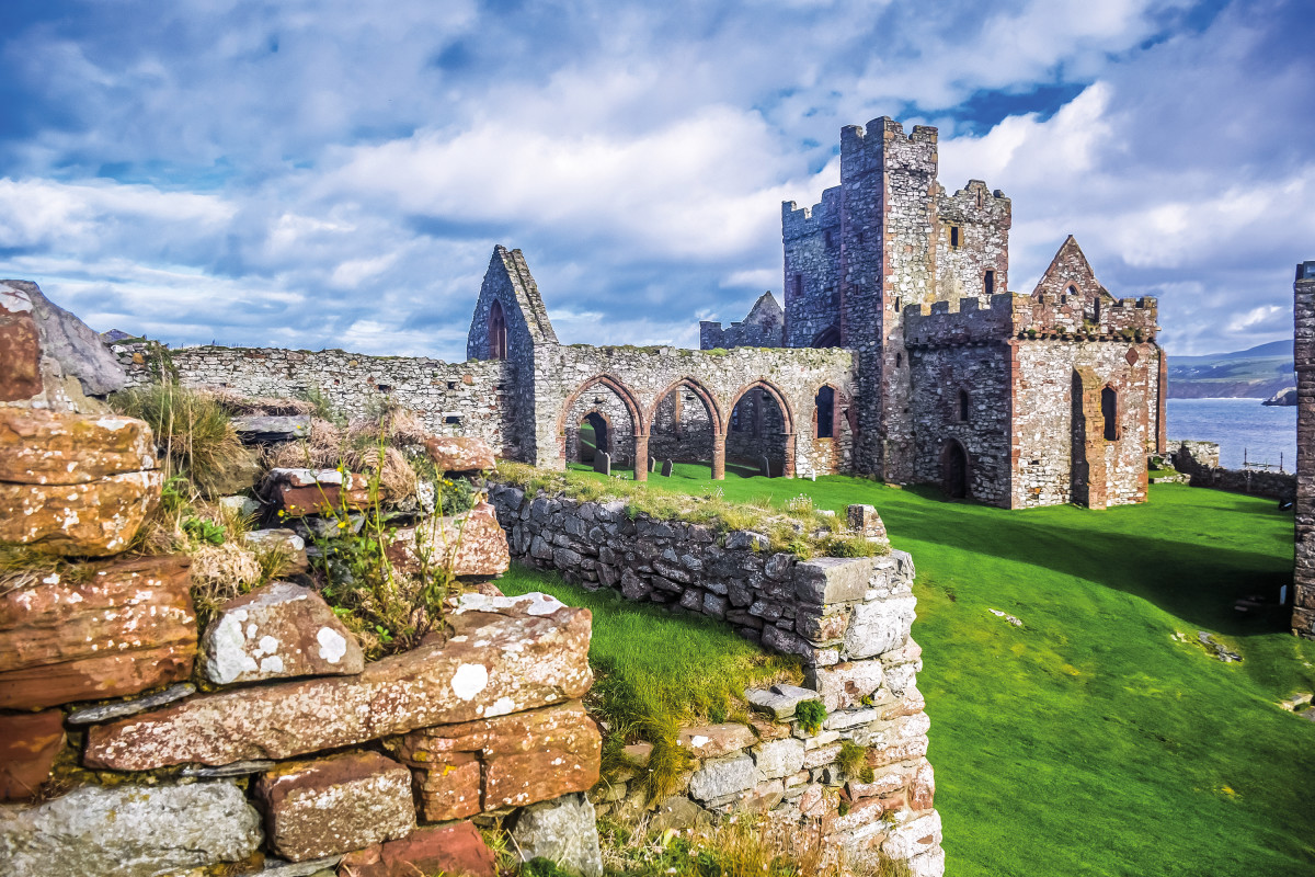 britains-most-haunted-castles