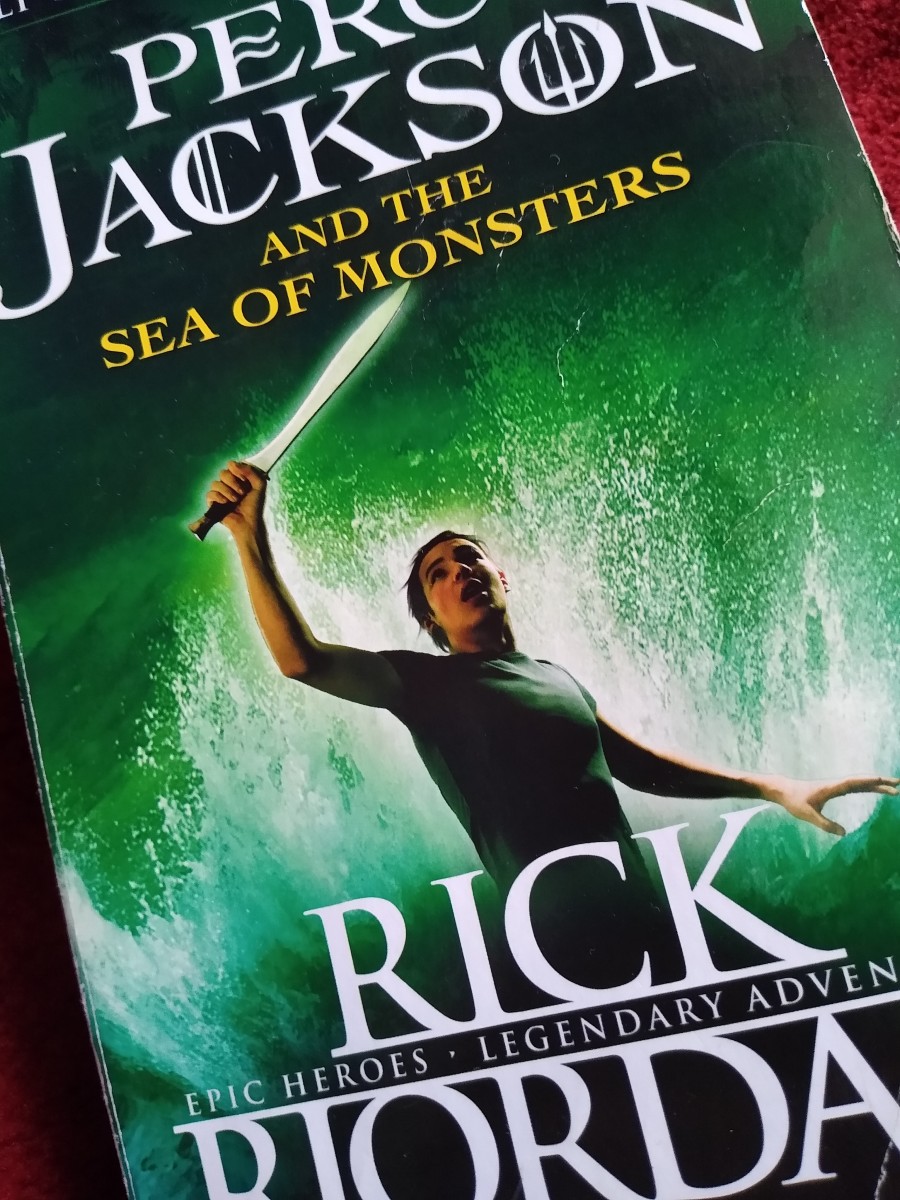my-honest-book-reviews-percy-jackson-series-book-1-2