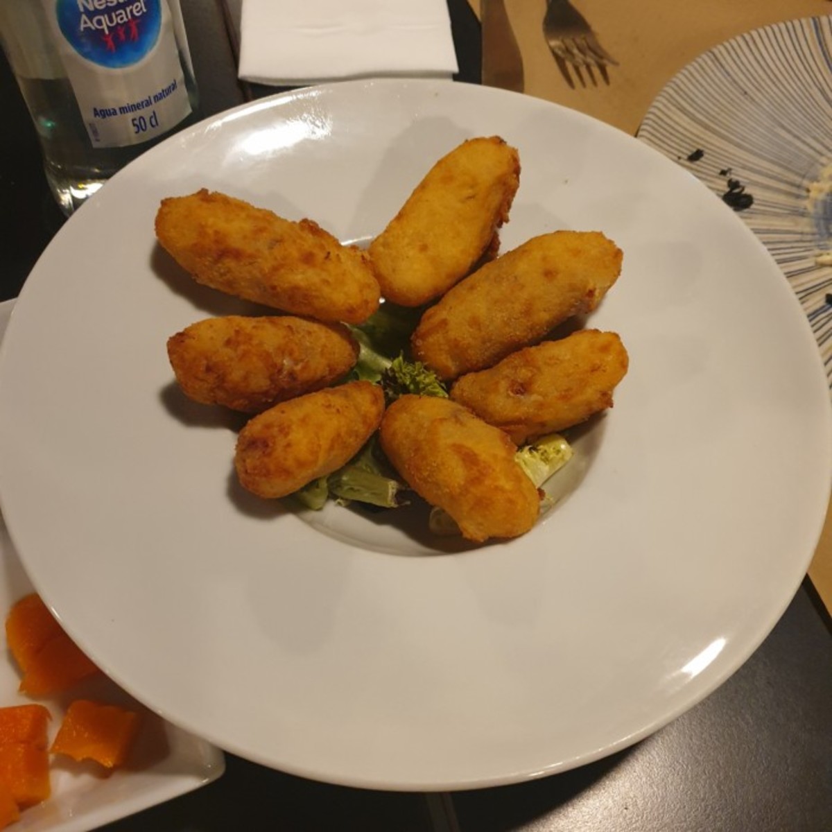 I was quite sure I had more pics from that night, but apparently, I only cared about croquetas!! They were awesome, highly recommended!