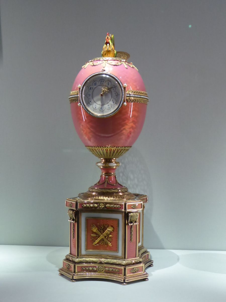Rothschild Clock Egg 1902. The State Hermitage Museum, St. Petersburg (3-18382). Image by Frances Spiegel (2021) with permission from the V&A. All Rights Reserved.
