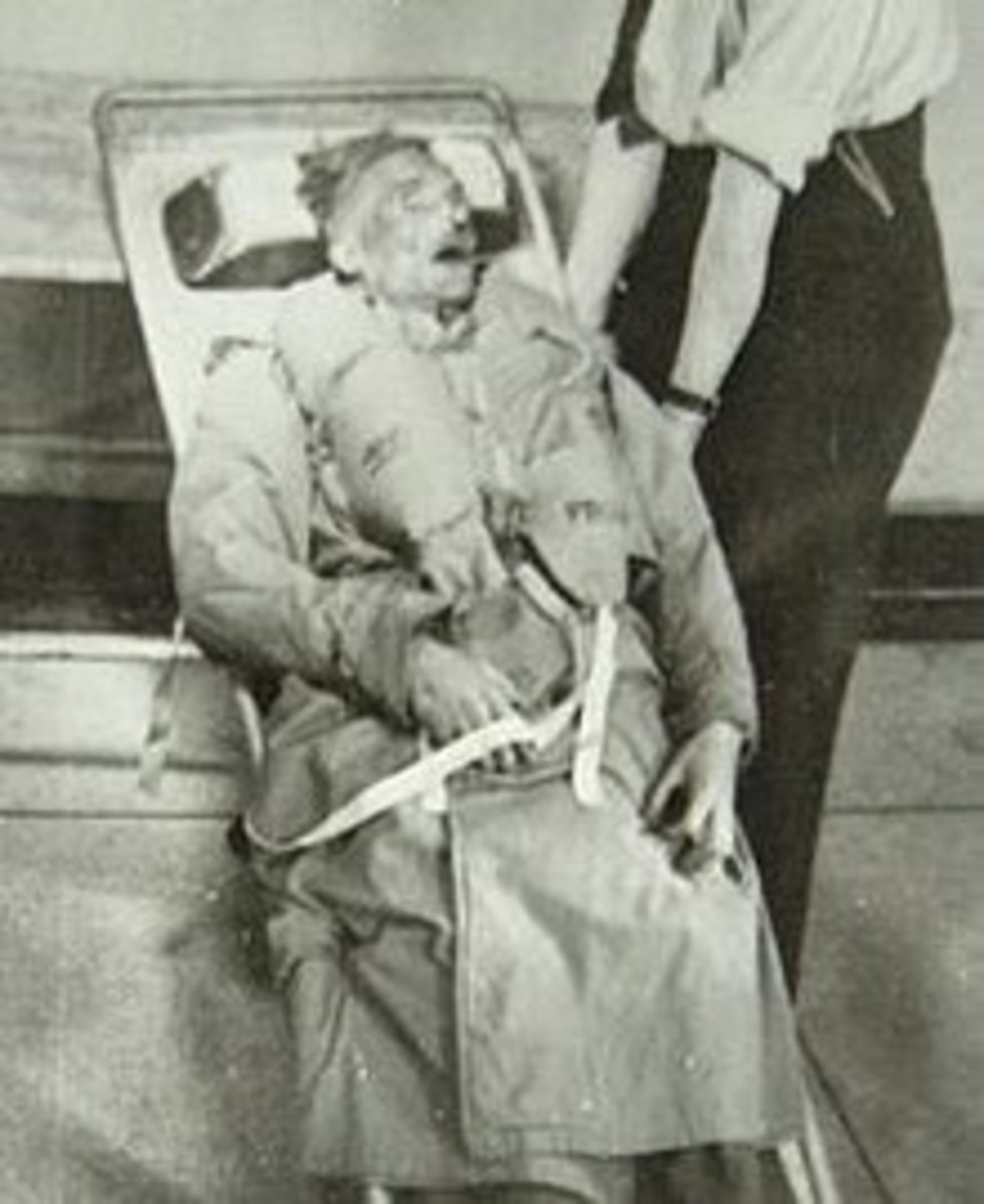 The corpse of Glyndwr Michael dressed as Captain William Martin.