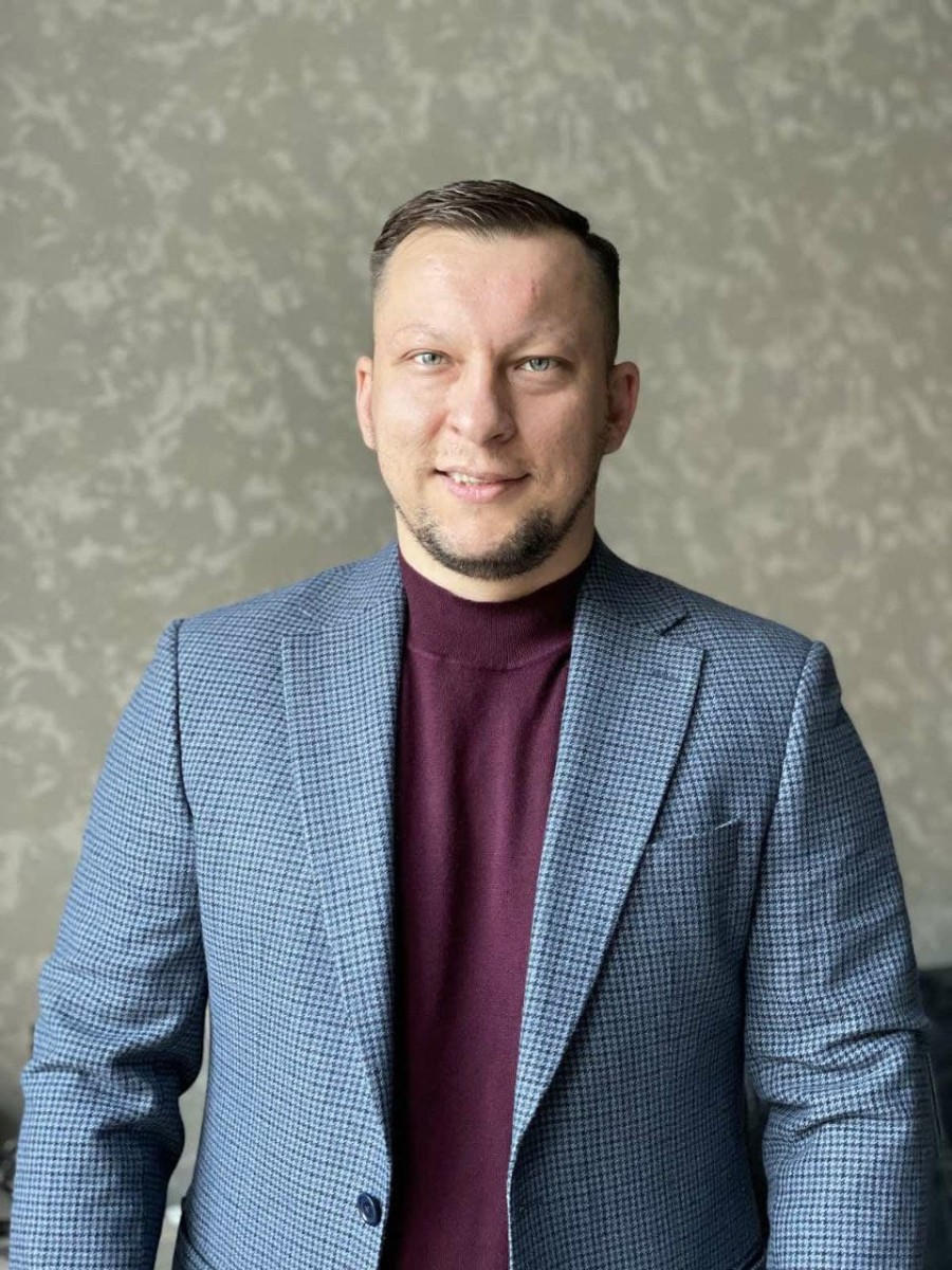 alexey-chekhovsky-is-the-owner-of-the-construction-company-privatehouse