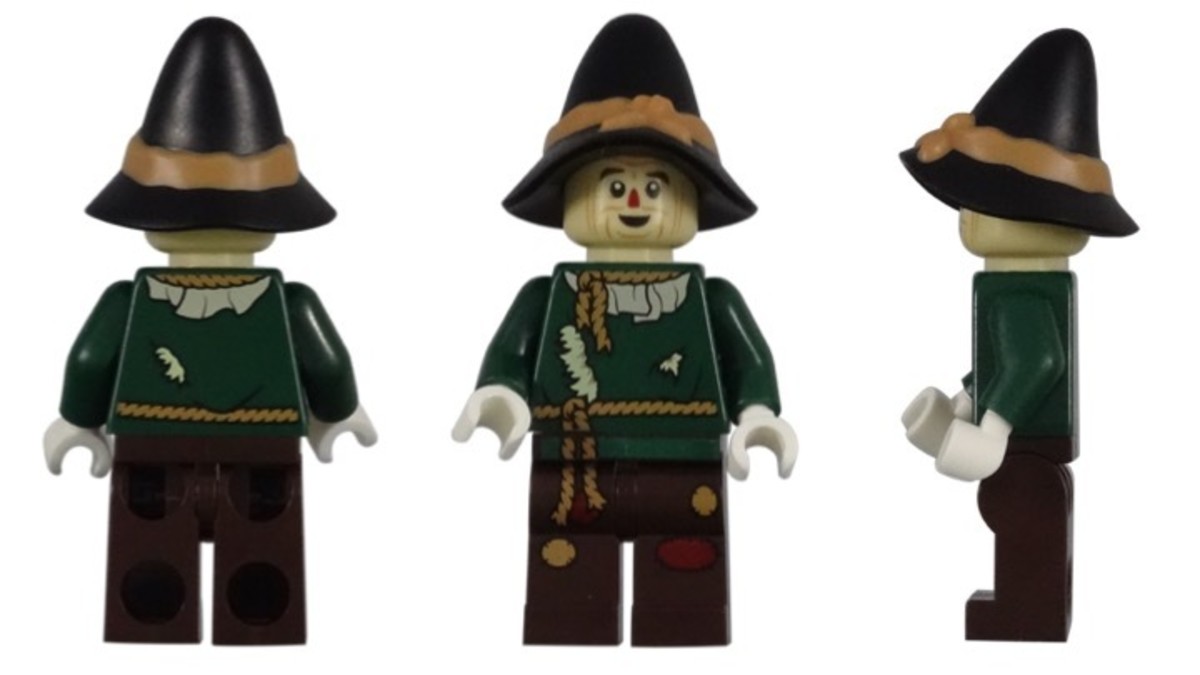 LEGO Scarecrow Minifigure 71023-18 Angles