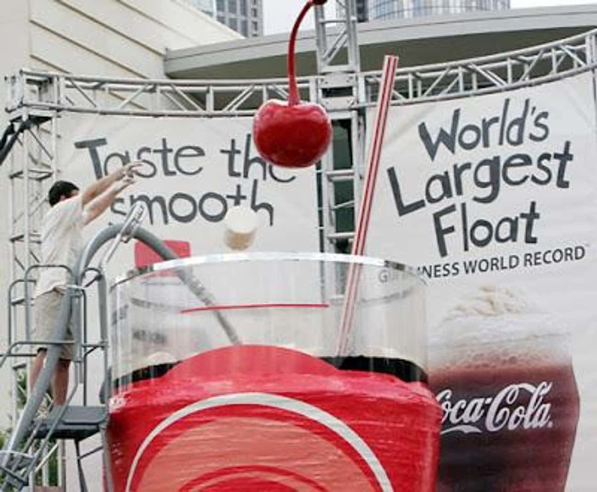 the-biggest-foods-ever-made-in-the-world