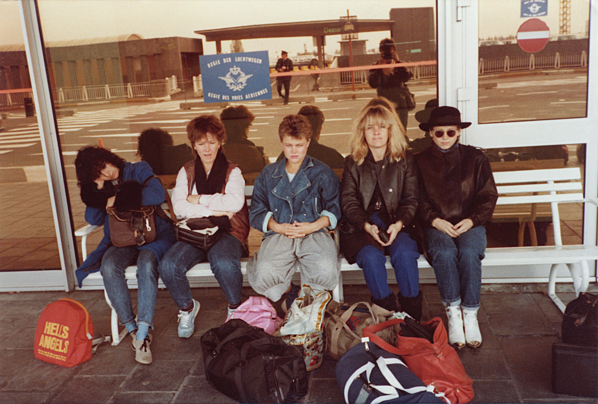 The Go-Go's at the Brussels airport