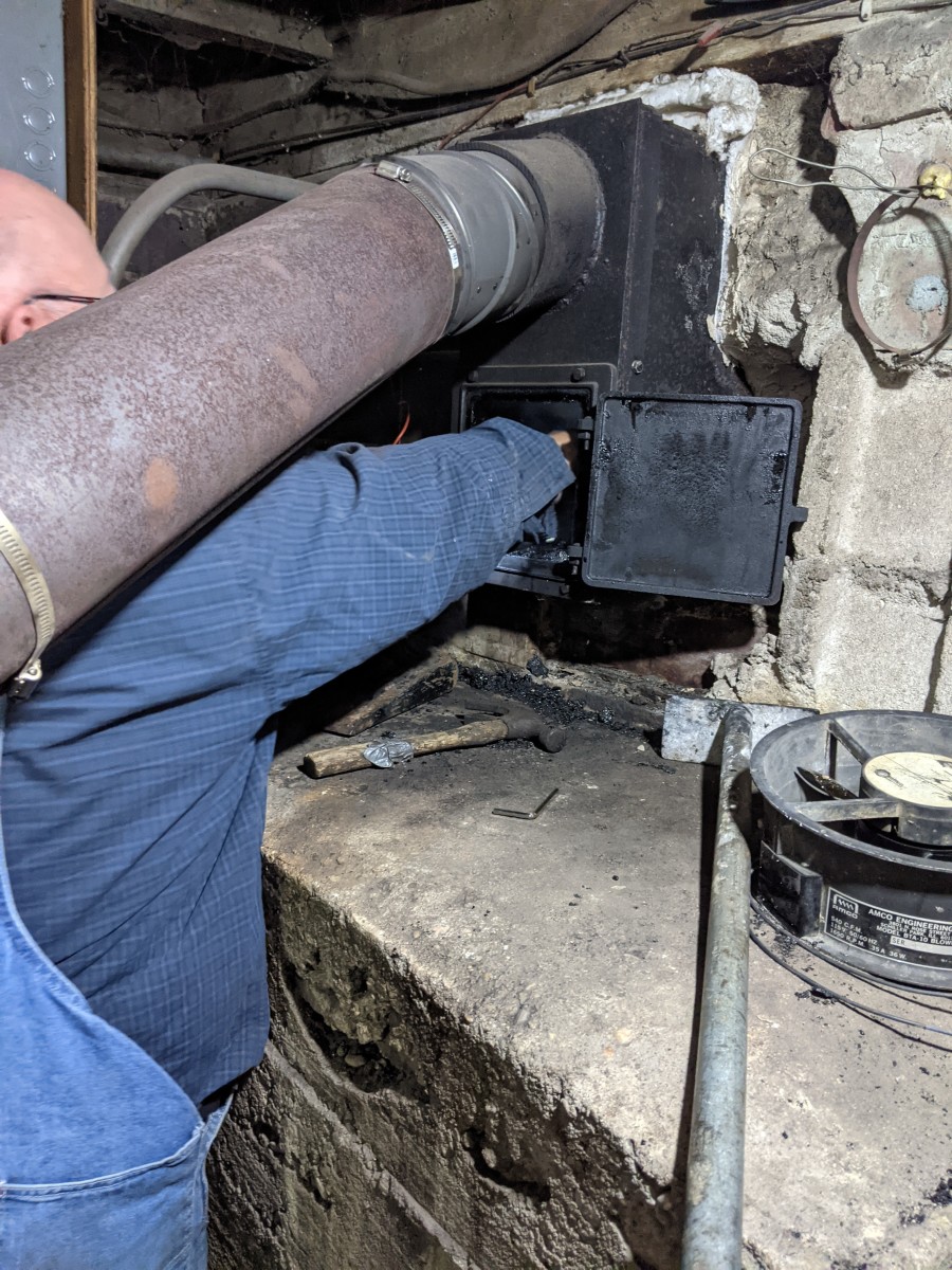 chimney-cleaning-from-the-bottom