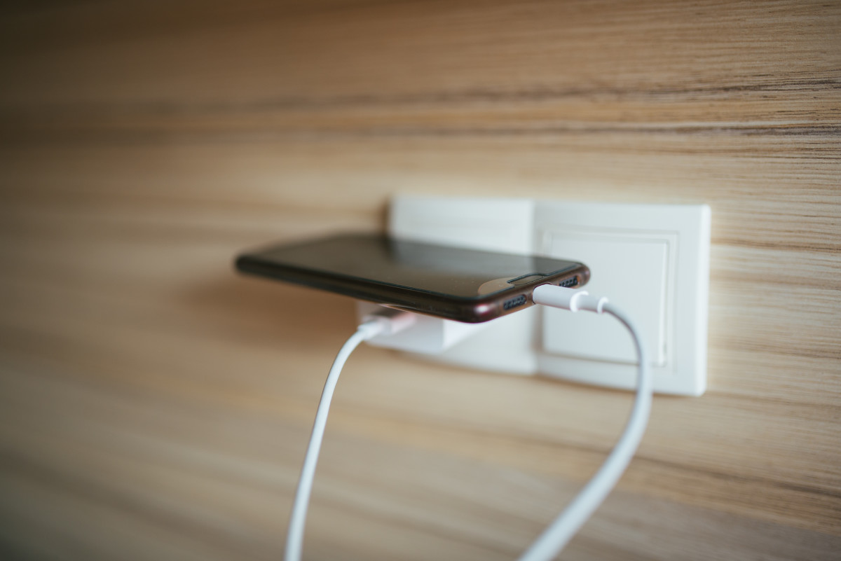 Key Ideas on how to Identify a Fast Charging Charger for Phone