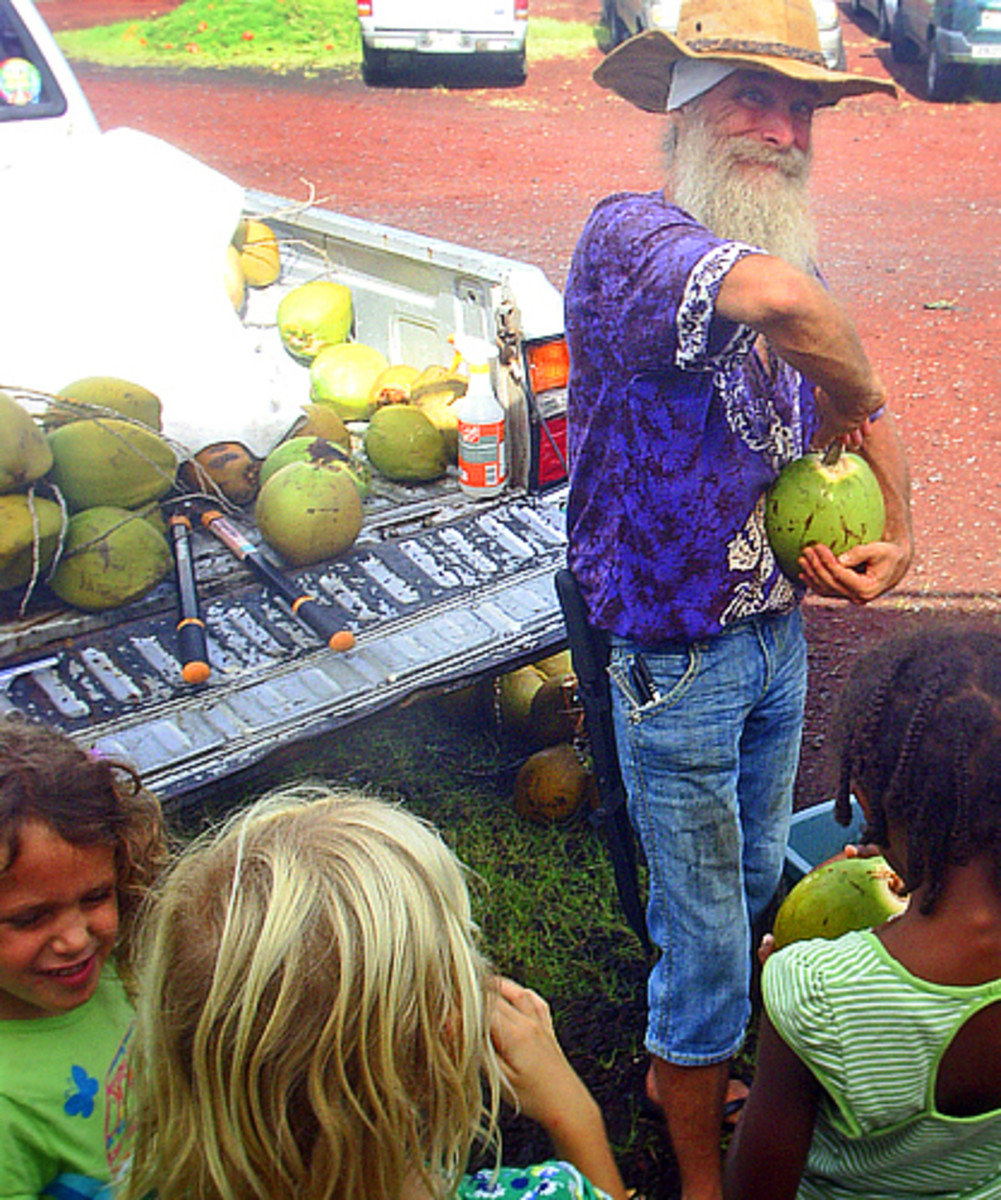 hidden-hawaii-the-unique-space-farmers-market-in-lower-puna-on-the-big-island