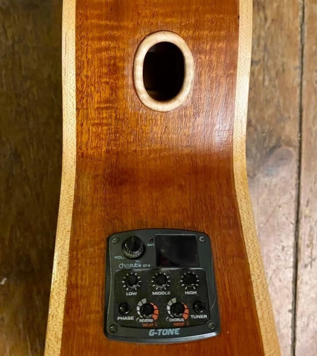 how-i-added-a-sound-port-to-my-guitar