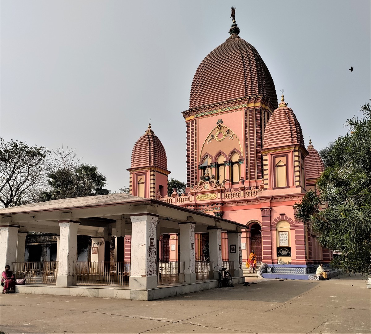 Kaleshwar temple with 5 towers (Ratna-s) and the Mandapa in front