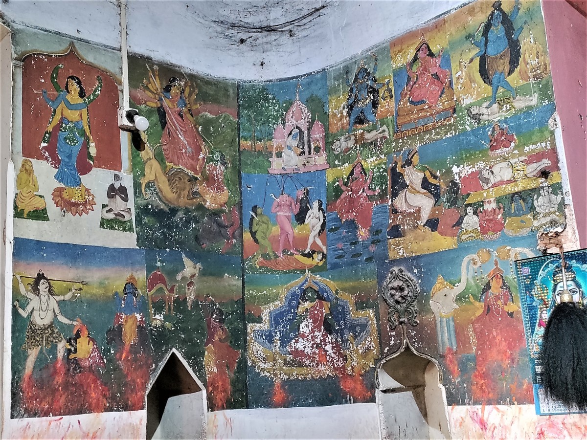 Murals on inner wall of the sanctum