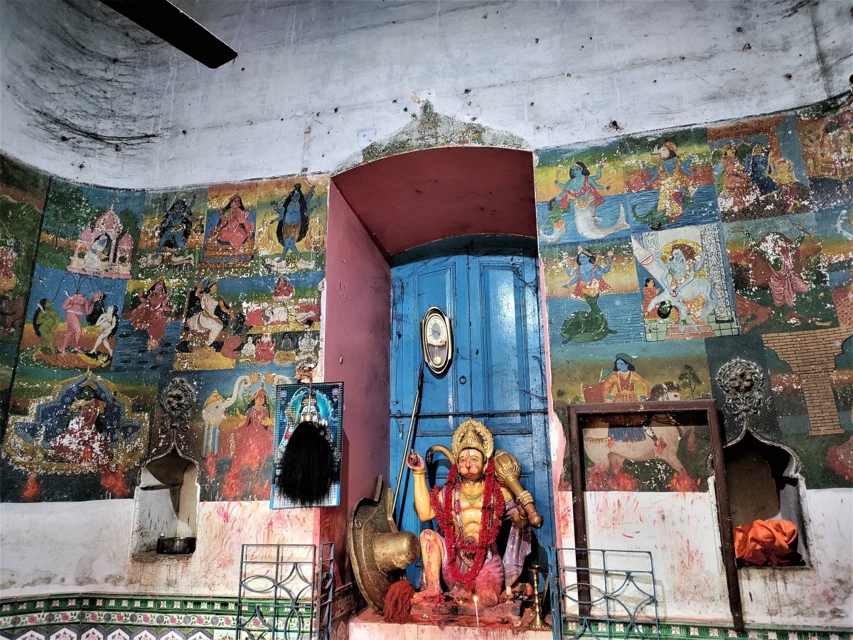 Idol of Lord Hanuman inside the sanctum
