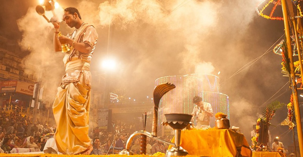 dev-diwali-the-hindu-festival-from-varanasi-india