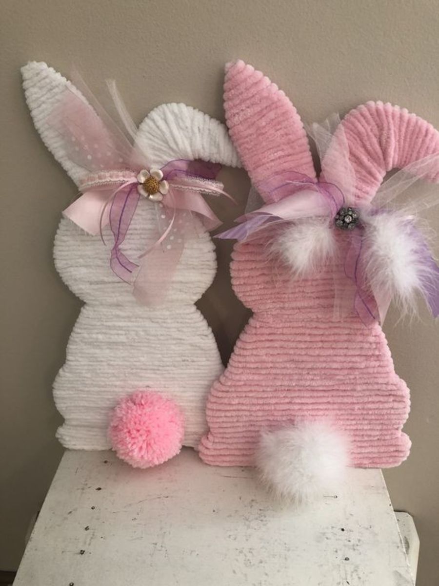 This pair of wooden bunnies was wrapped in cozy chenille and adorned with pompoms and feathery ribbons.