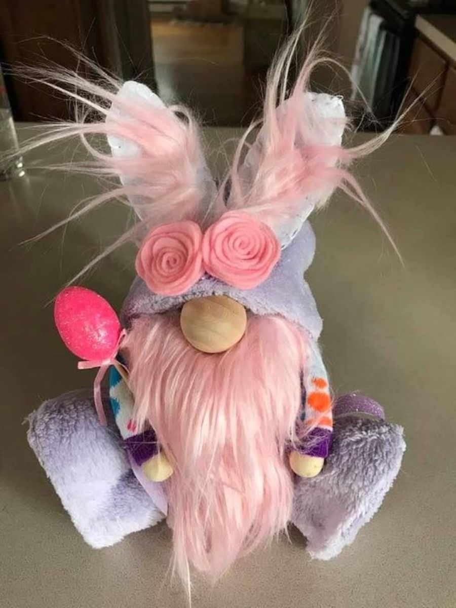 Rosy Rabbit Gnome
