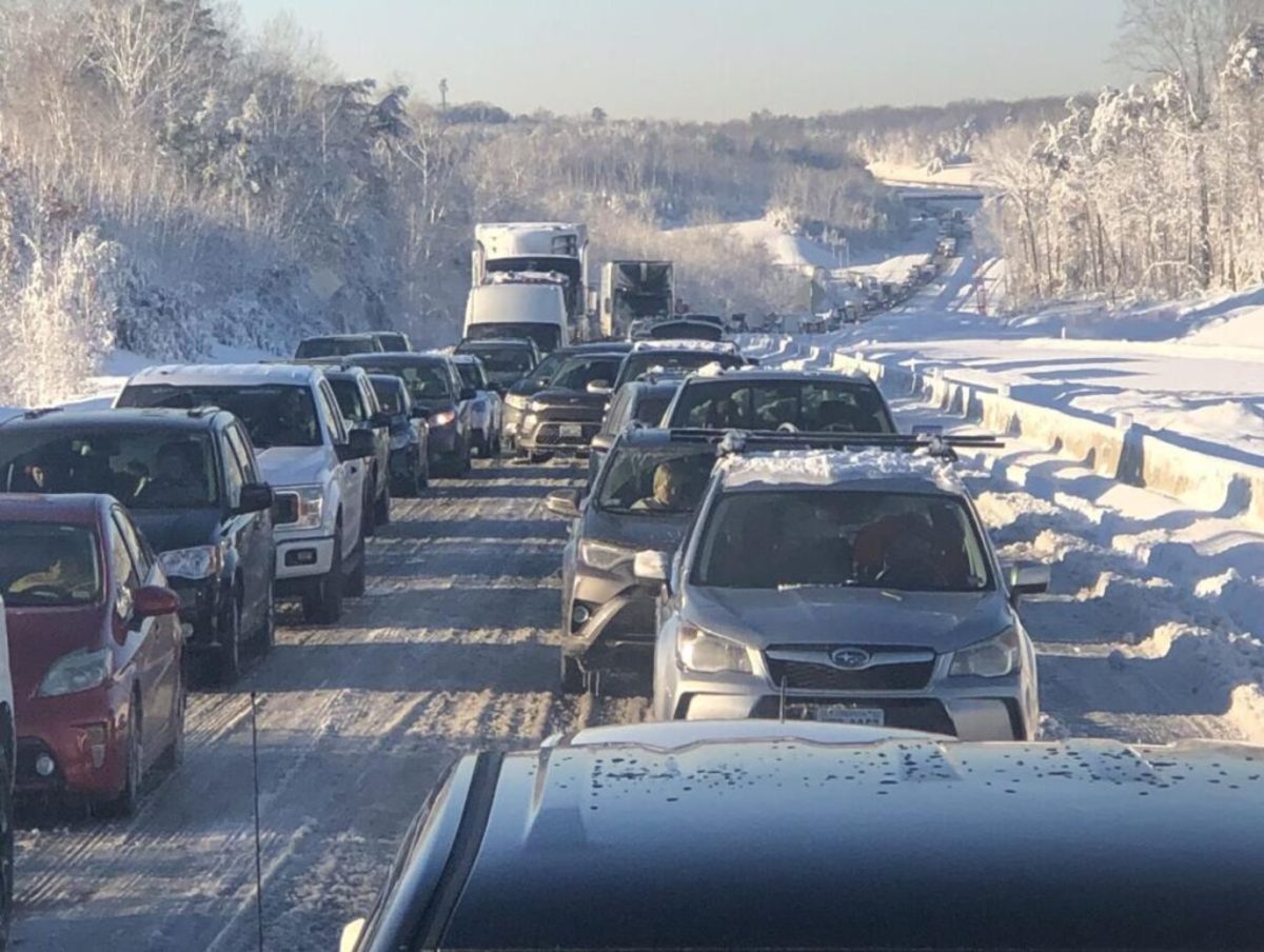 Motorists Stranded on Icy I-95 for 27 Hours Given Bread