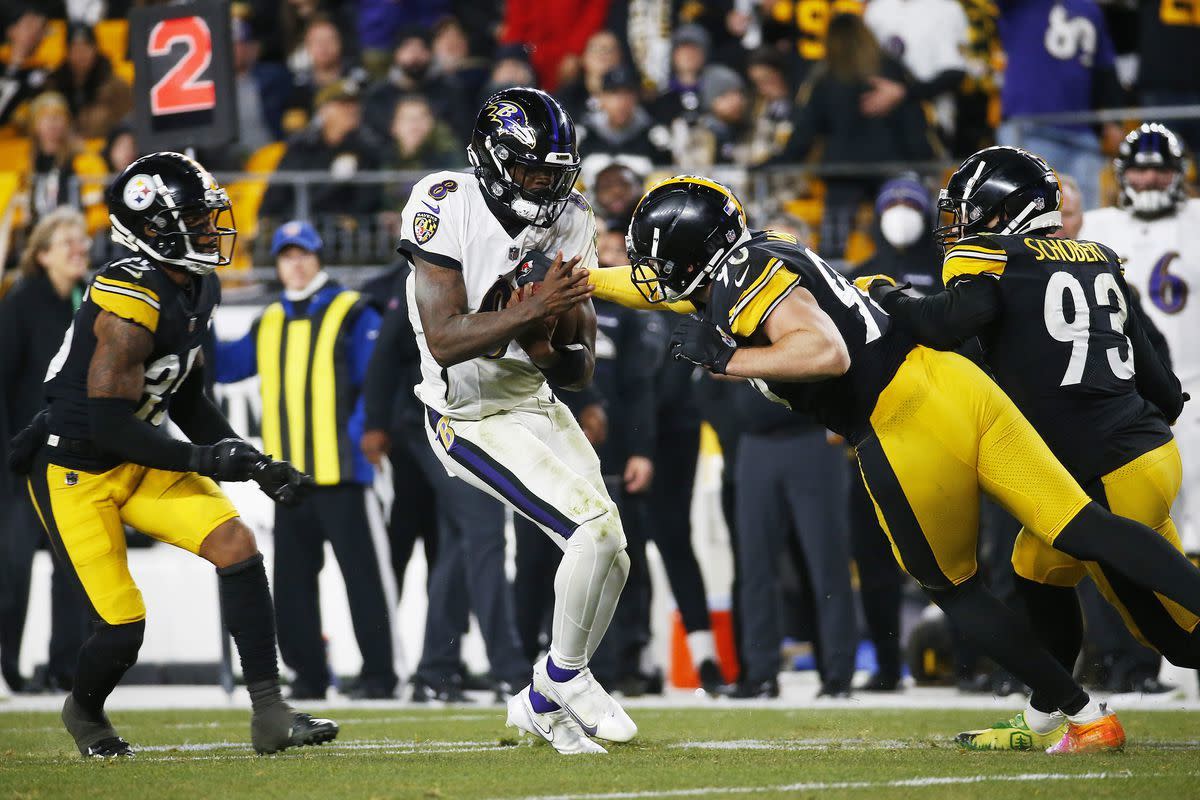 Steelers survive game vs Baltimore as Ravens don’t convert 2 pt conversion to take lead. 