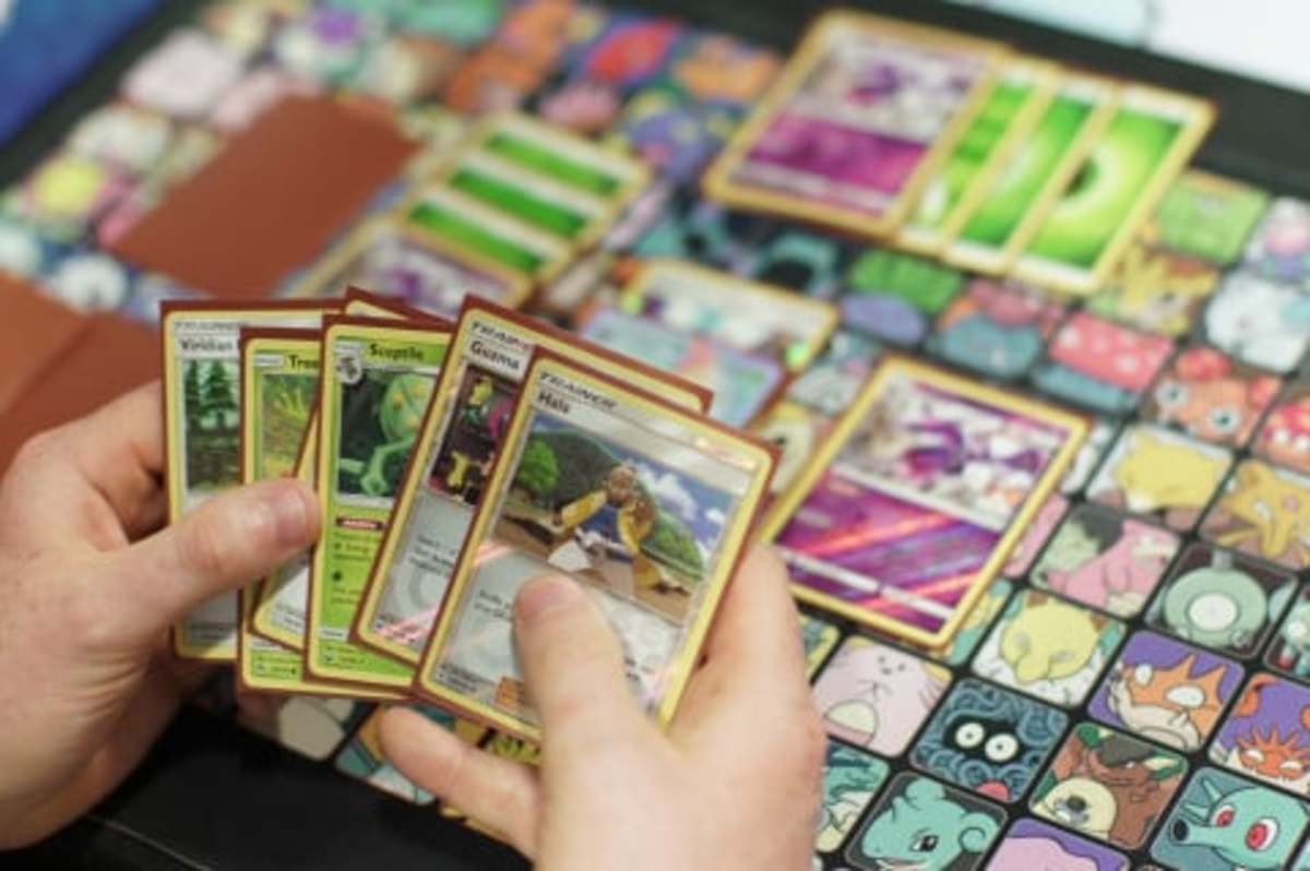 How to play Pokémon cards