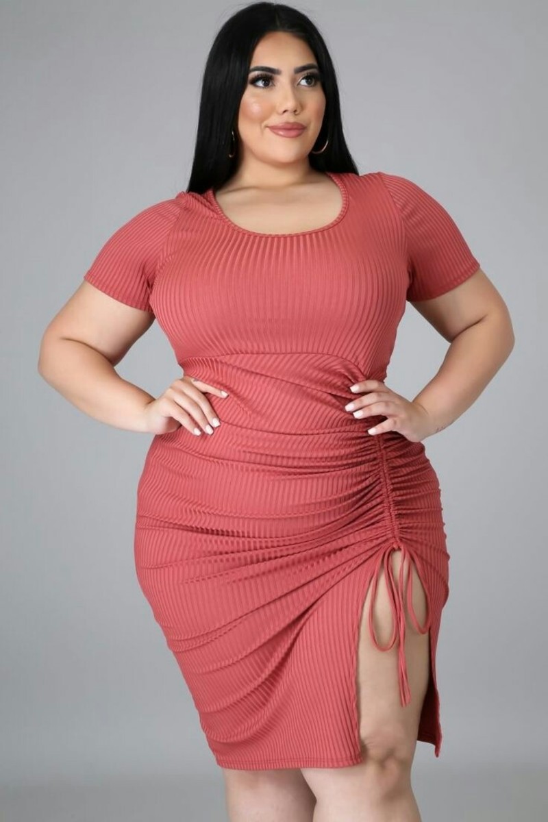 Show off your curves in a bodycon dress!