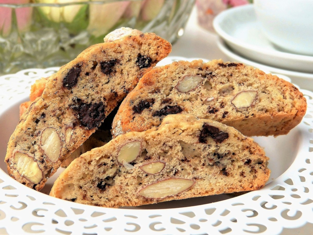 Biscotti with almonds