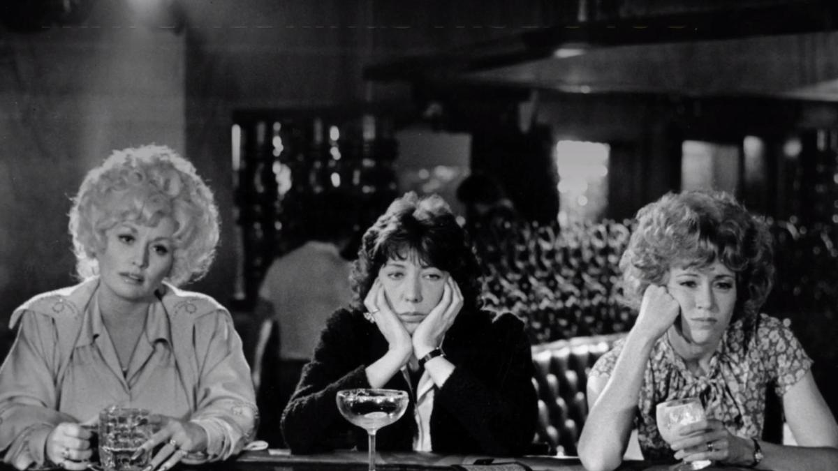 Doralee (Dolly Parton) Violet (Lily Tomlin) and Judy (Jane Fonda) do some day drinking after a rough morning