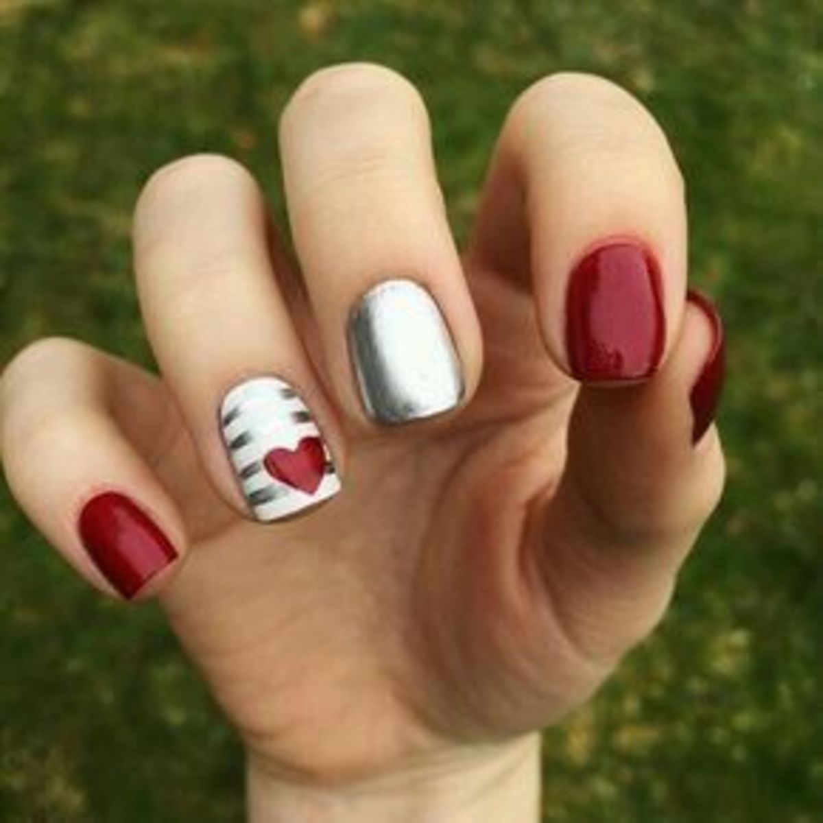 30+ Romantic DIY Valentines Day Nail Art Designs to Set Pulses Racing -  HubPages
