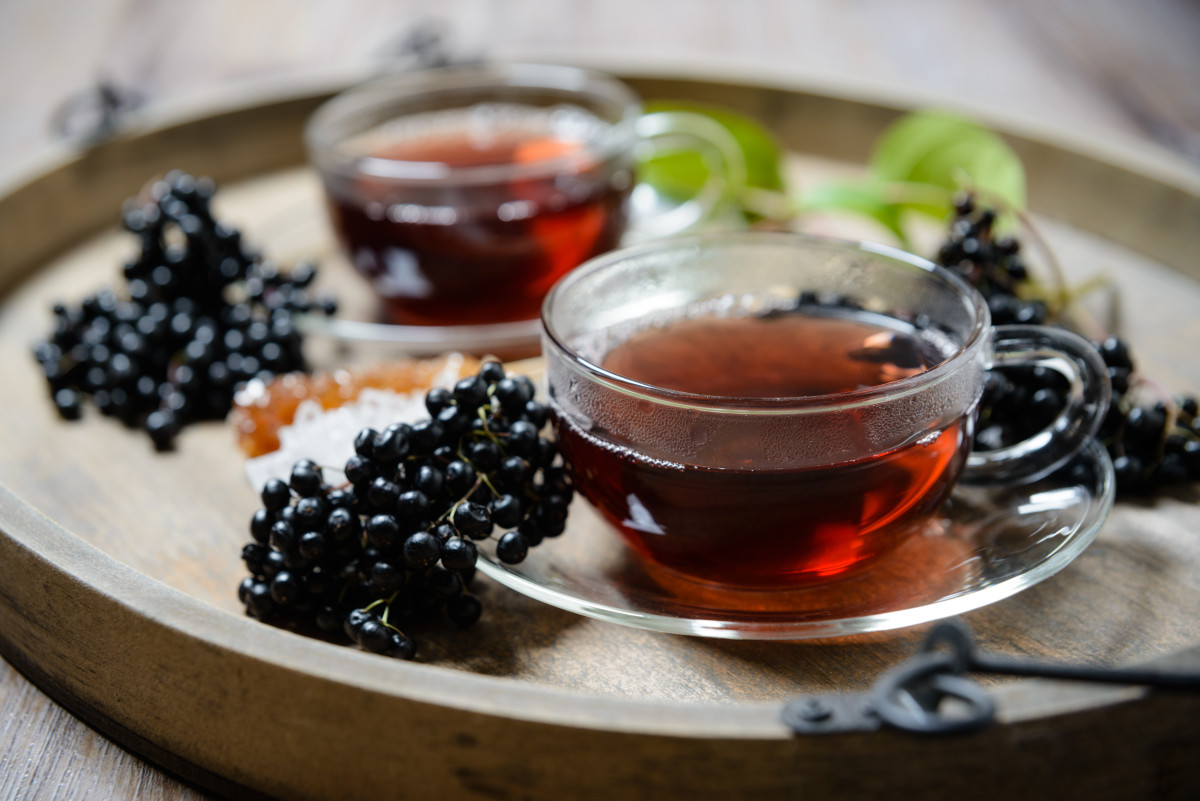 Which herbal teas are good to drink to help with healing? 