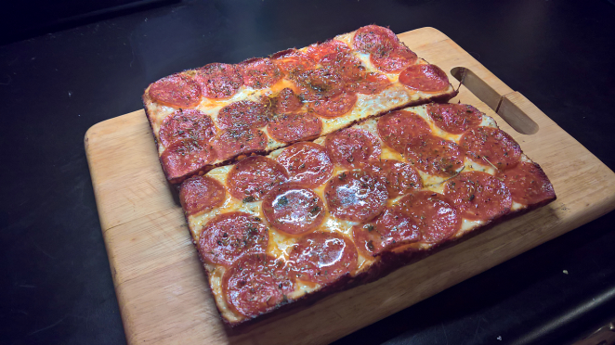 Detroit-style pizza