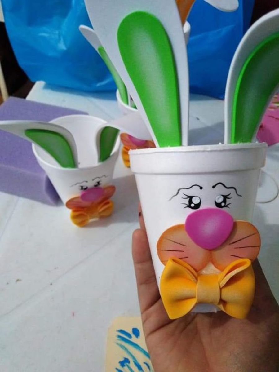 Bunny Cups With Bowties