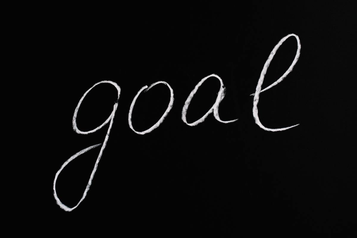 Choosing a goal is not so easy!  Break your basic goal into small sub-goal to achieve.