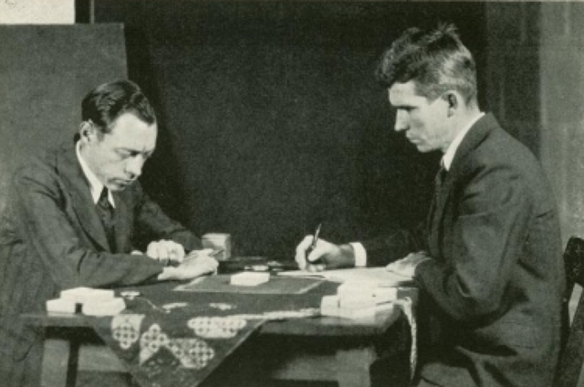 Hubert Pearce with the parapsychologist J. B. Rhine experimenting with Zener card (1934)