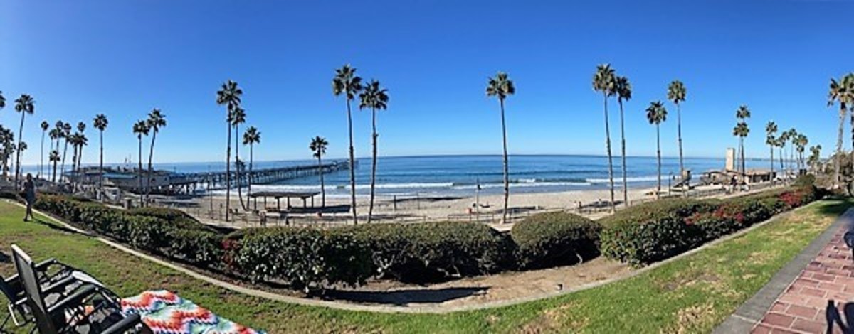 San Clemente Pier Beach in November