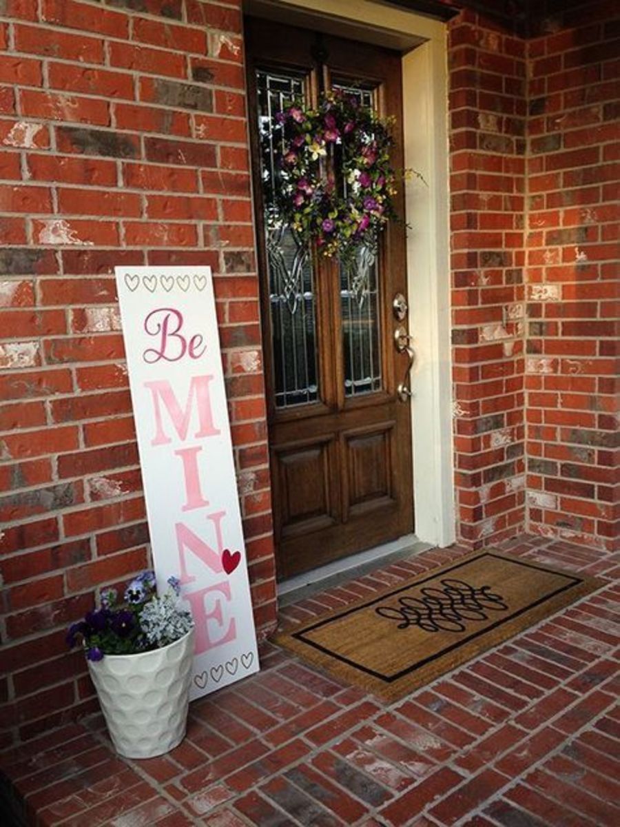 3 easy Valentine's Day outdoor decor ideas for your porch and