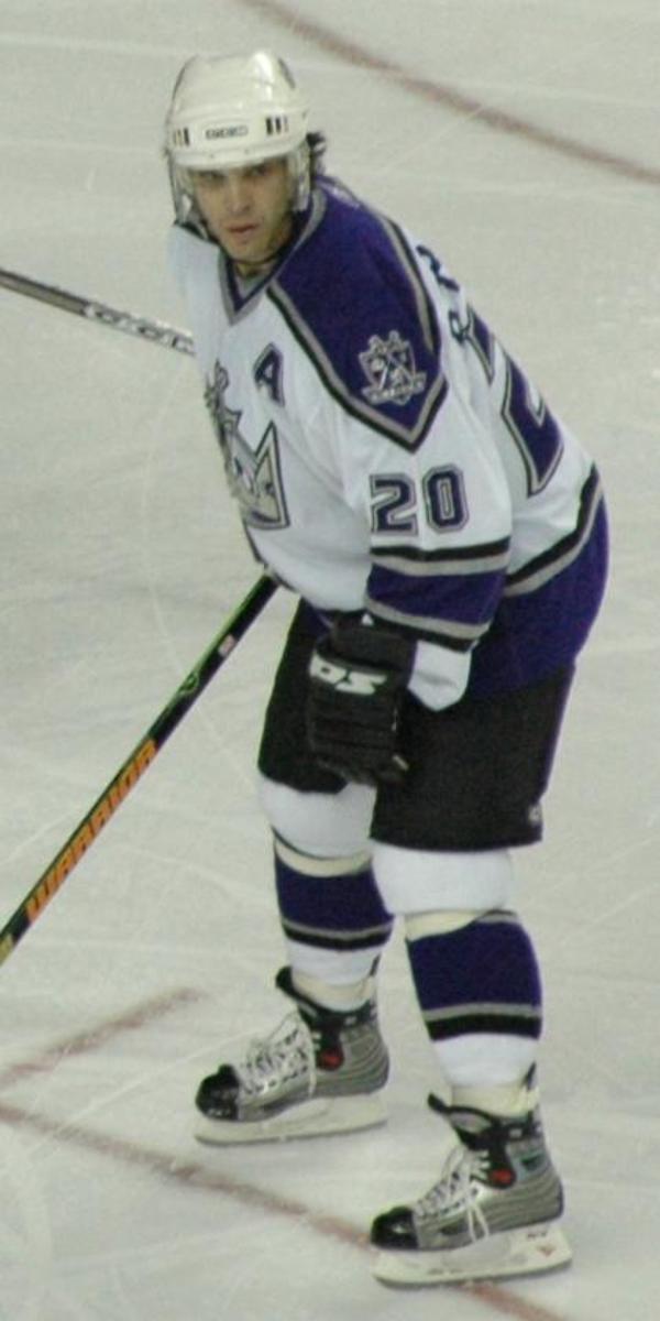 Photo of Hockey Hall of Famer Luc Robitaille. 
