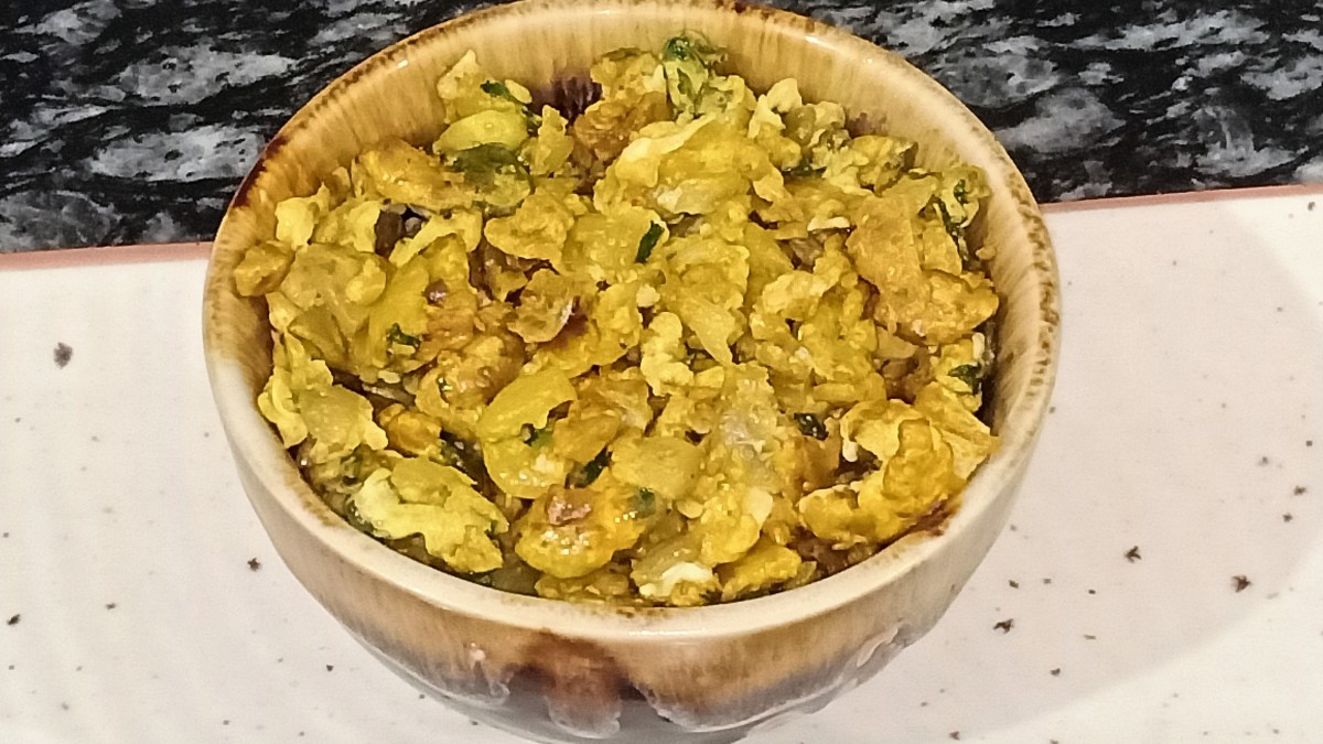 Coarser textured anda bhurji (scrambled eggs)