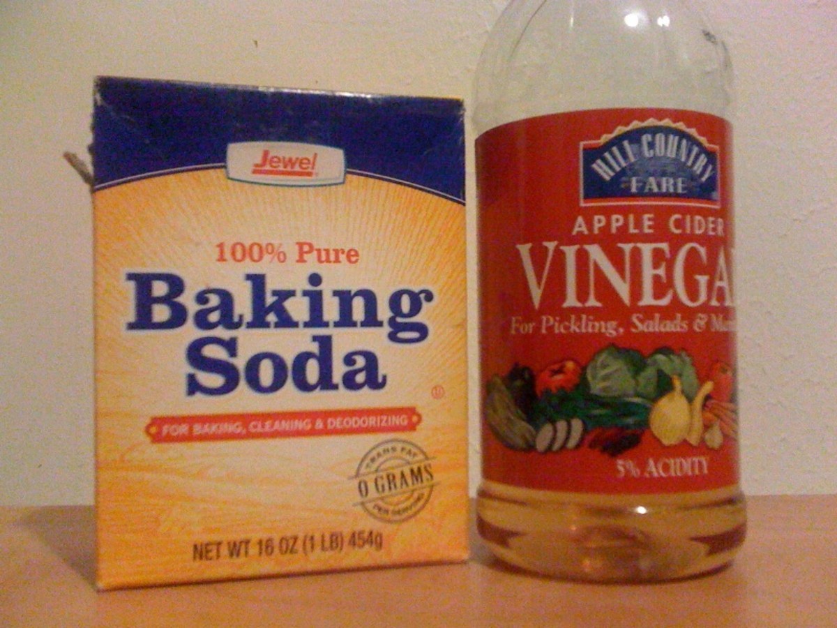 Baking soda can be used as a DIY toothpaste or to clean stainless steel, while vinegar is a great all-around natural cleaner.