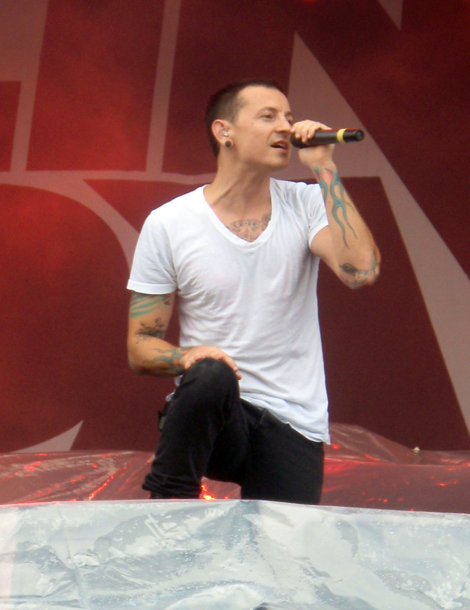 His performing sonisphere festival in finland.Chester Bennington from Linkin Park performed for Sophisp