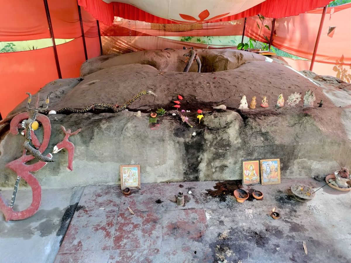 The big piece of rock worshiped as Shakti at Ketekeshwar