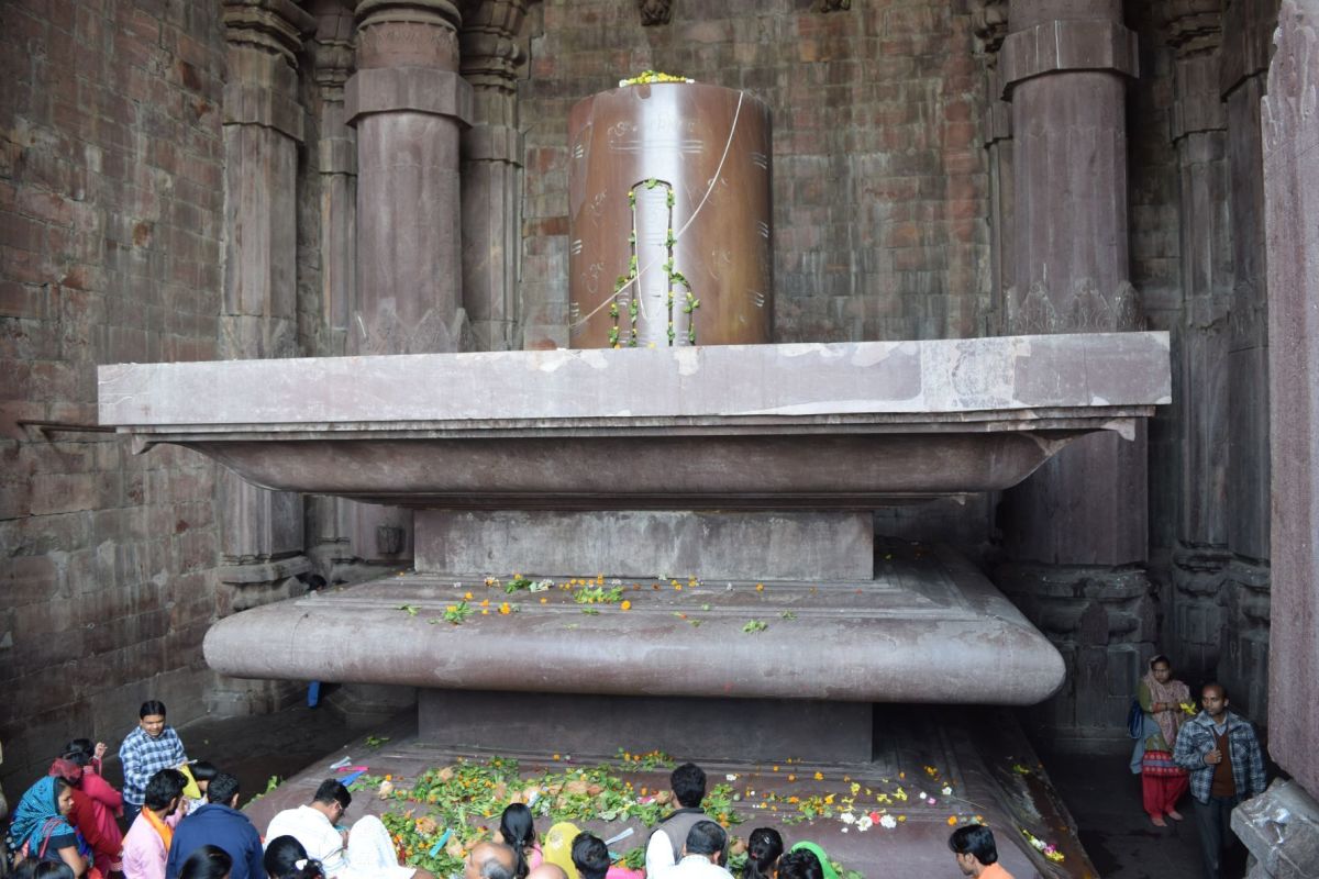 Bhojeshwar Shiva Linga; Bhojpur, Madhya Pradesh. Arguably, this is the Tallest Shiva Linga of Indiia