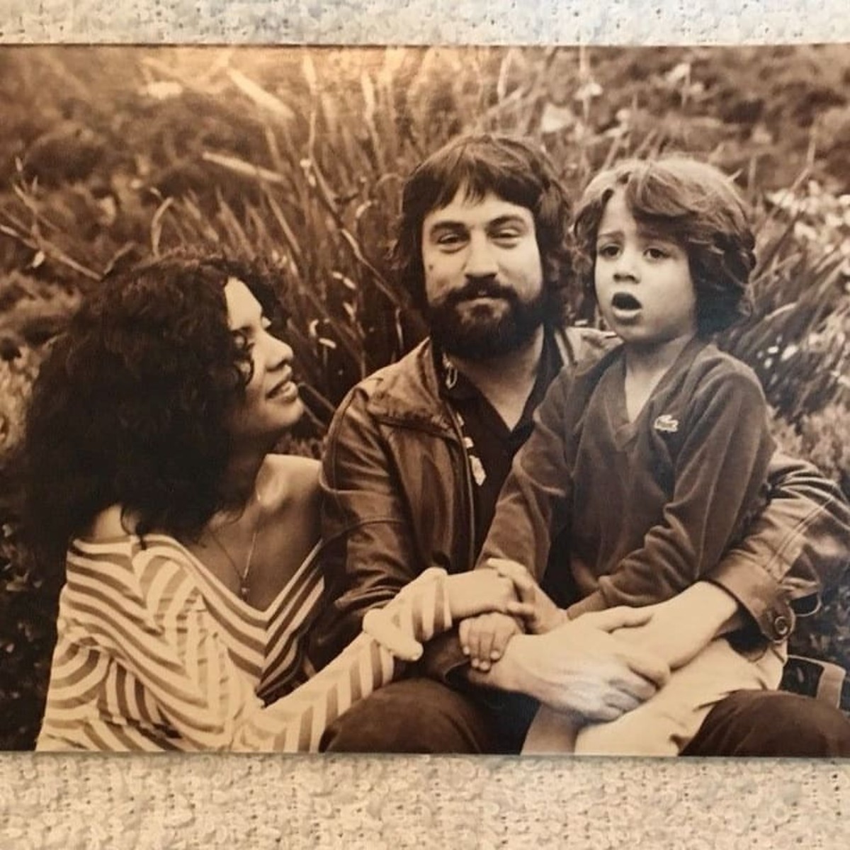 Diahanne Abbott, Robert De Niro & their son, Raphael