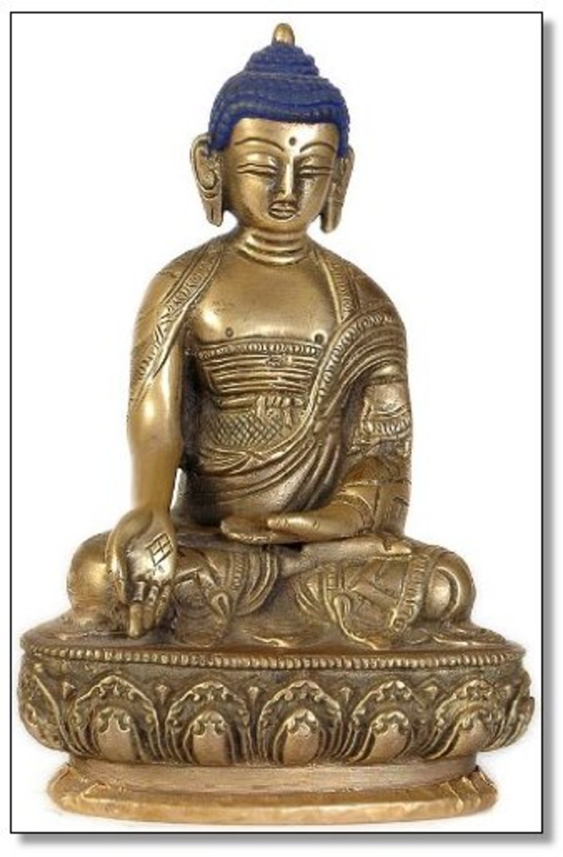 A buddha portraying the Varada Mudra hand gesture.