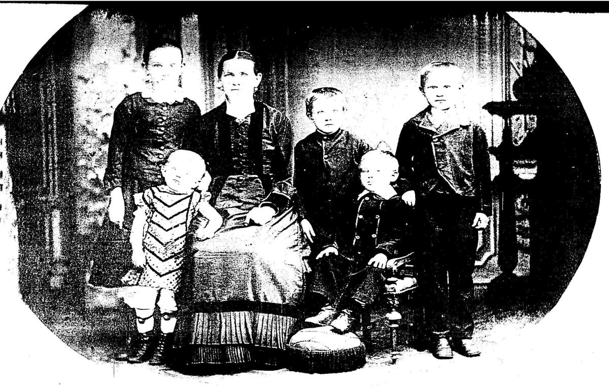 Back L to R:  Thekla, great-grandma Bertha, Otto, and Gustaf; Front L to R:  Arthur and John; Taken circa 1880