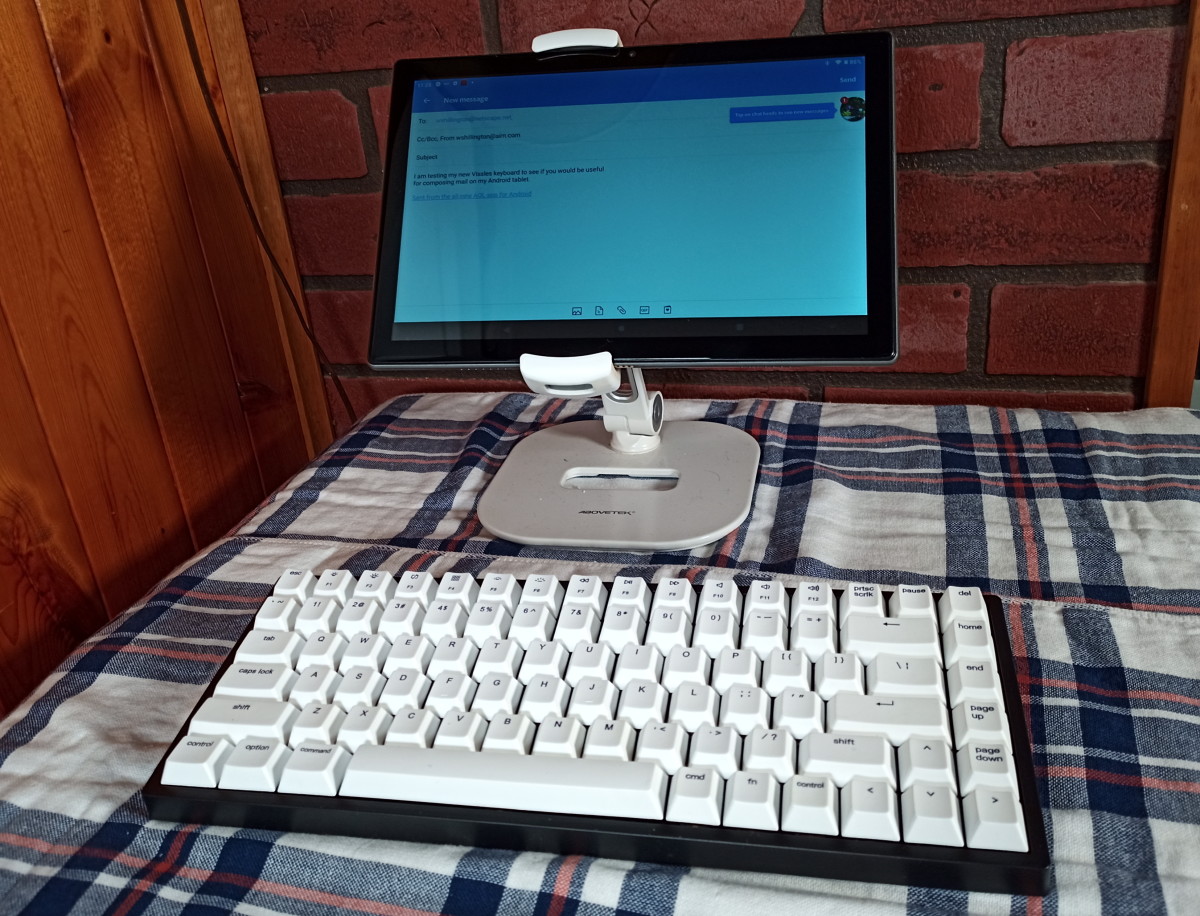 This keyboard works well with my Adnroid tablet using Bluetooth