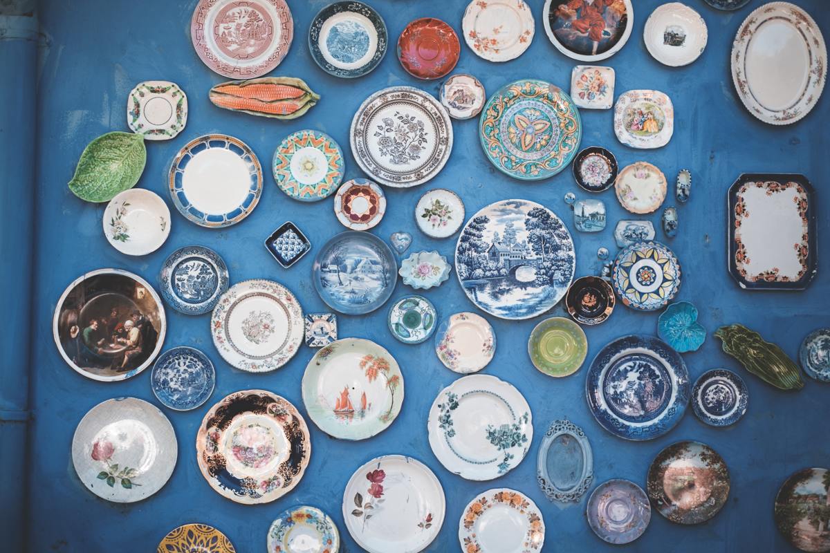 Decorating With Plates: Using Dinner Plates to Decorate Your Walls