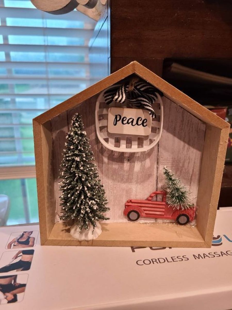 100+ Easy DIY Dollar Store Christmas Decorations That Are So Joyful to