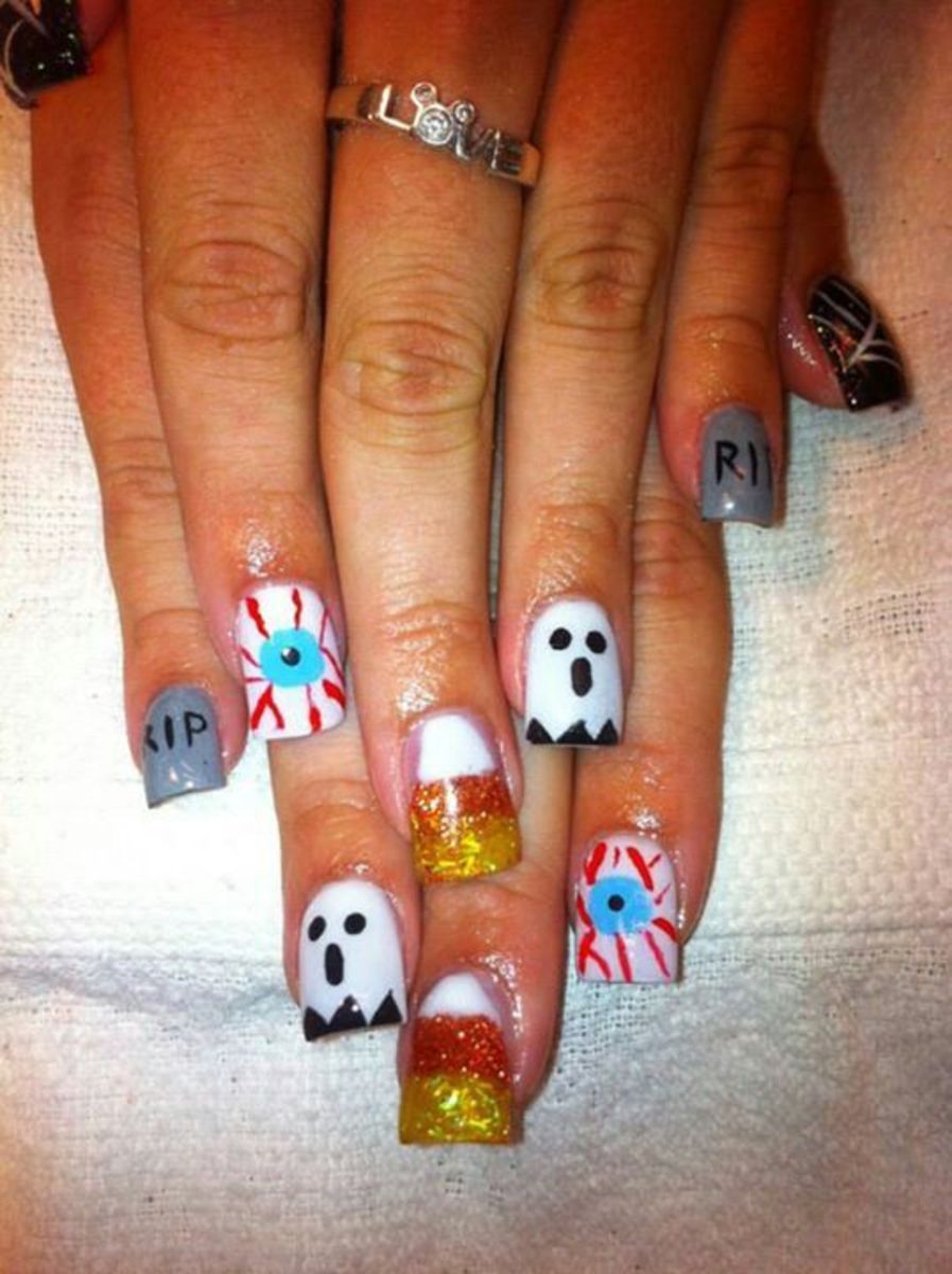 diy-halloween-nail-designs