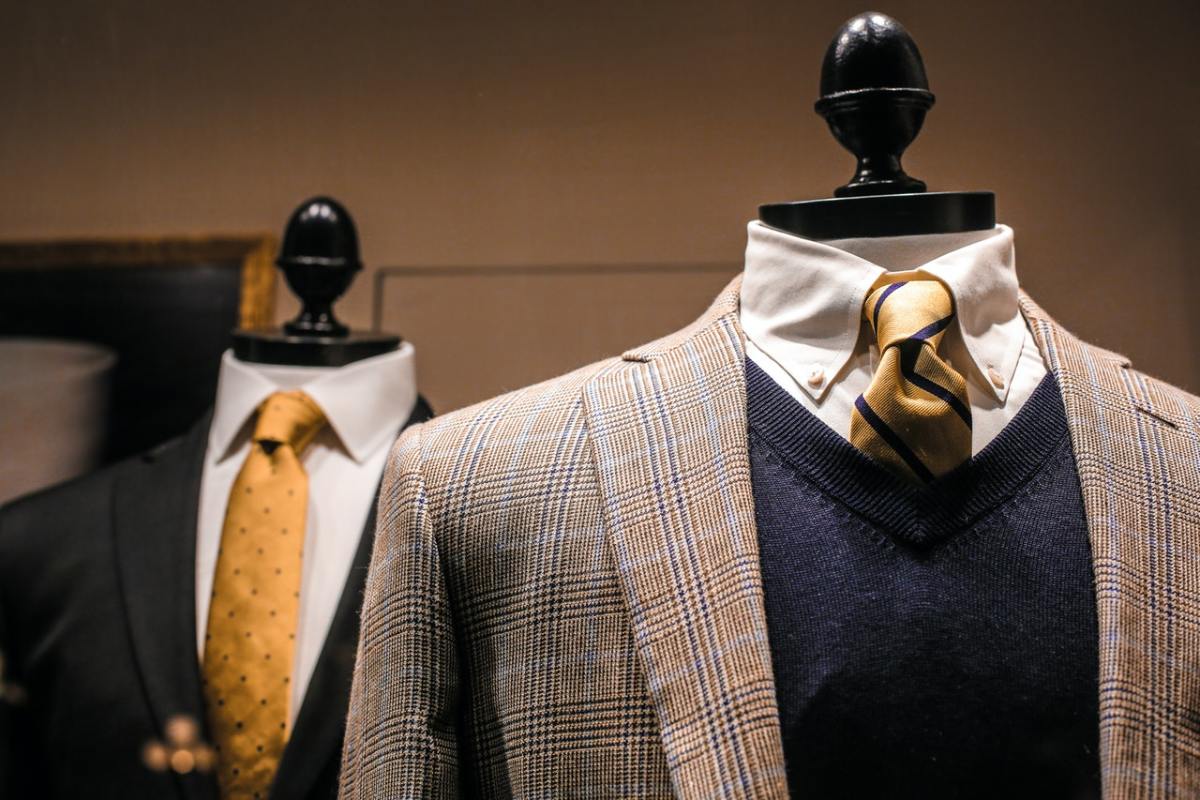 8 Best Ways to Pair Ties with Your Suits and Shirts